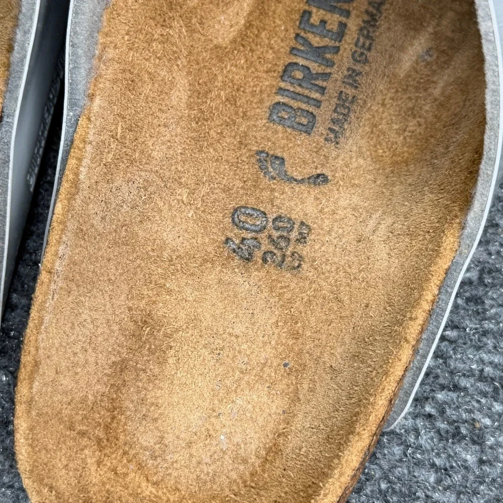 Birkenstock‎ Arizona Slide Sandals Women's 9 Grey Patent Leather Slip On Buckle